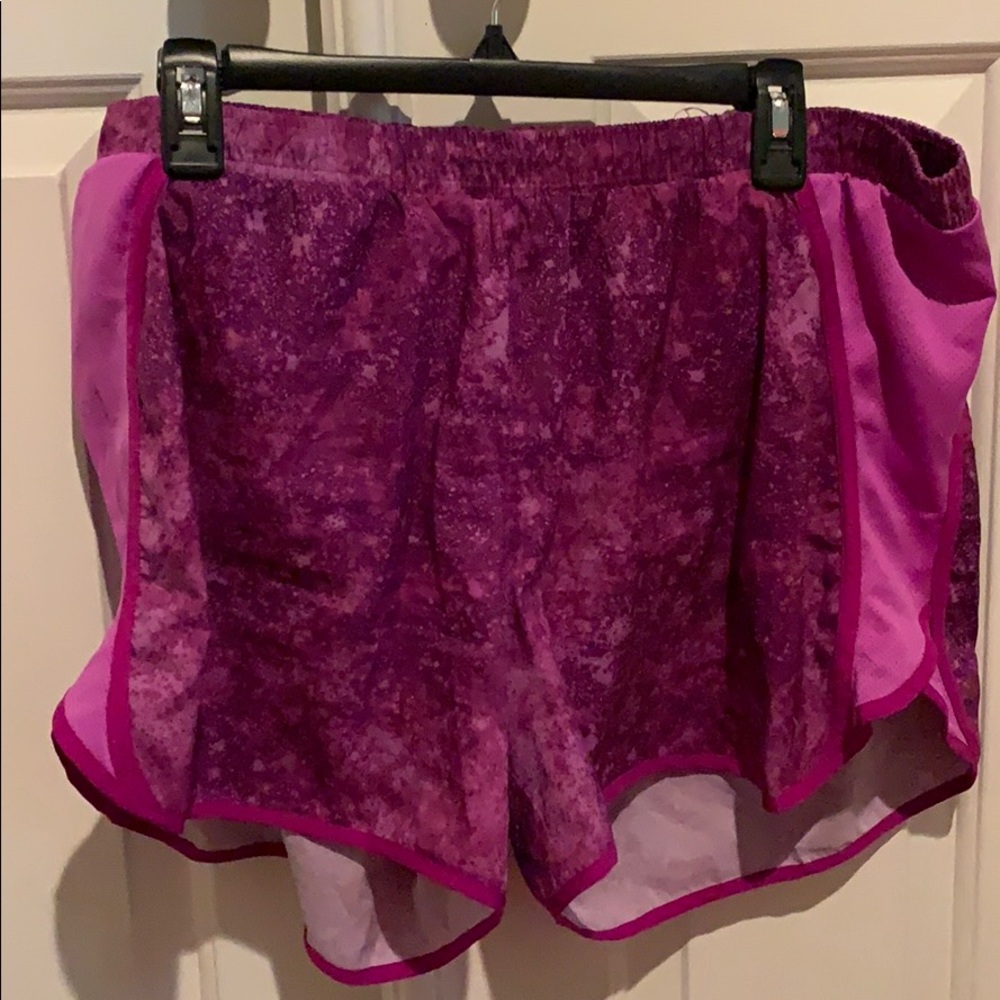 Old Navy Active XL running shorts. Worn Once!